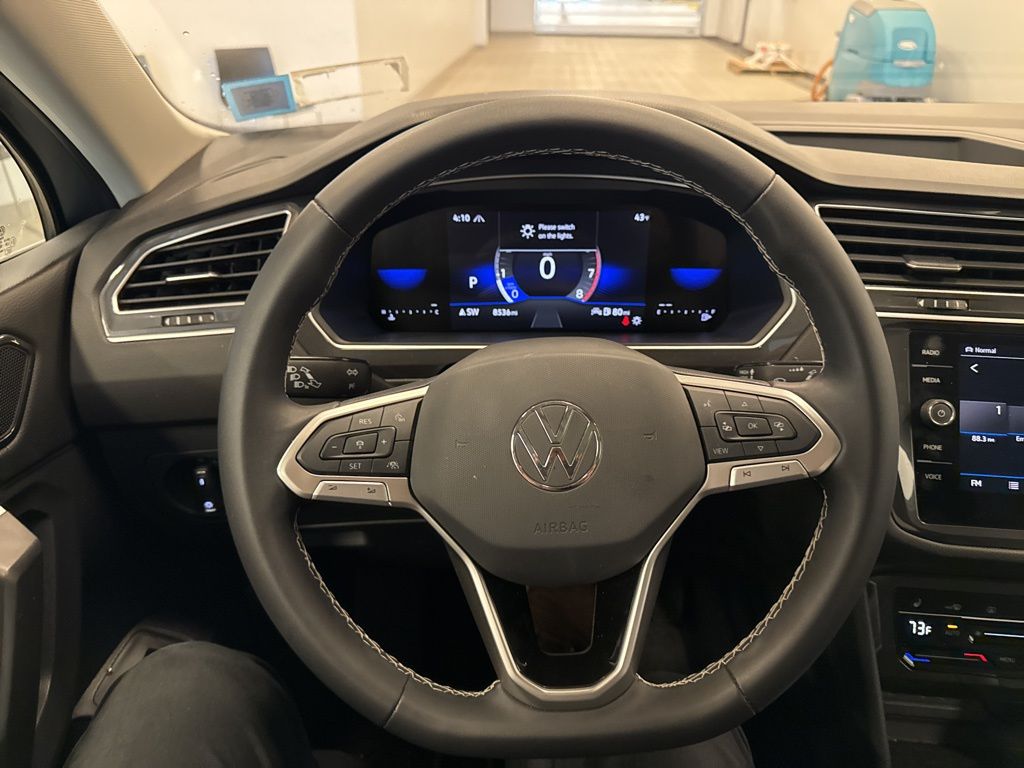 2024 Volkswagen Tiguan SE Wolfsburg Edition photo 18