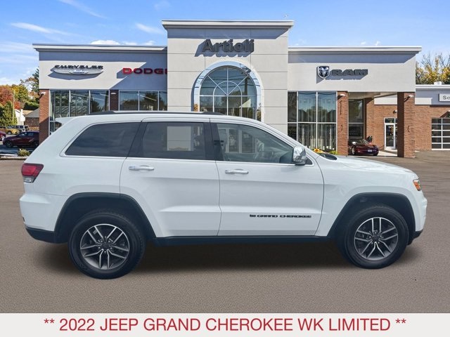 2022 Jeep Cherokee Limited photo 2