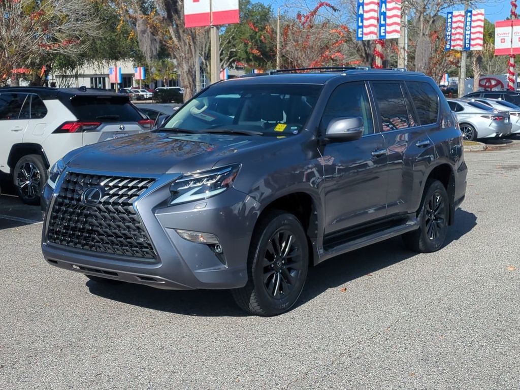2022 Lexus GX Base's photo
