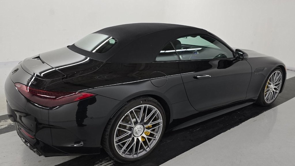 2022 Mercedes Benz SL 63 AMG photo 4
