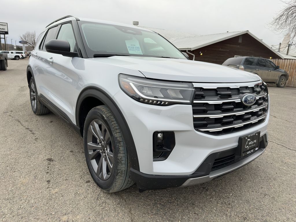 2026 Ford Explorer Active's photo