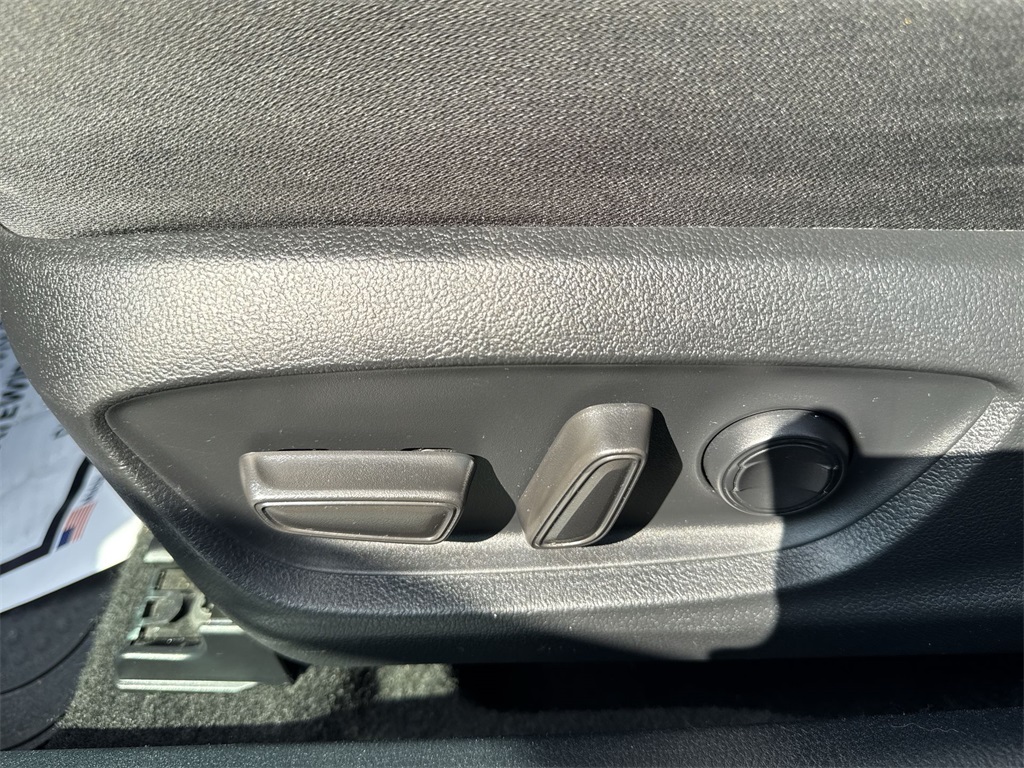 2024 Toyota Camry LE photo 18