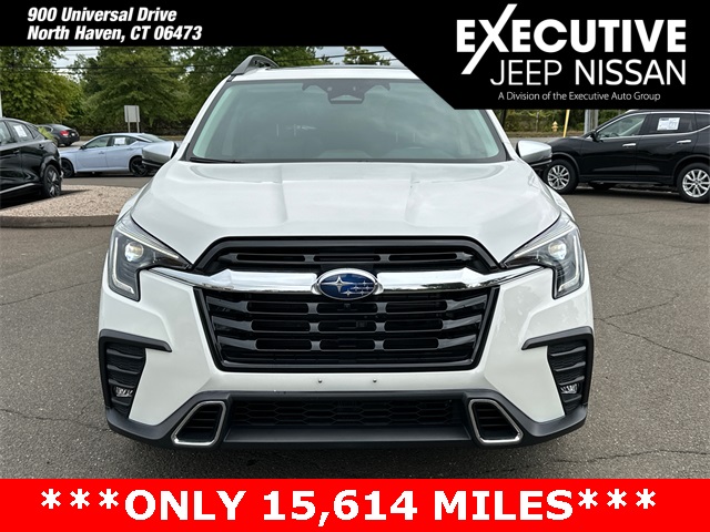 2023 Subaru Ascent Touring photo 4