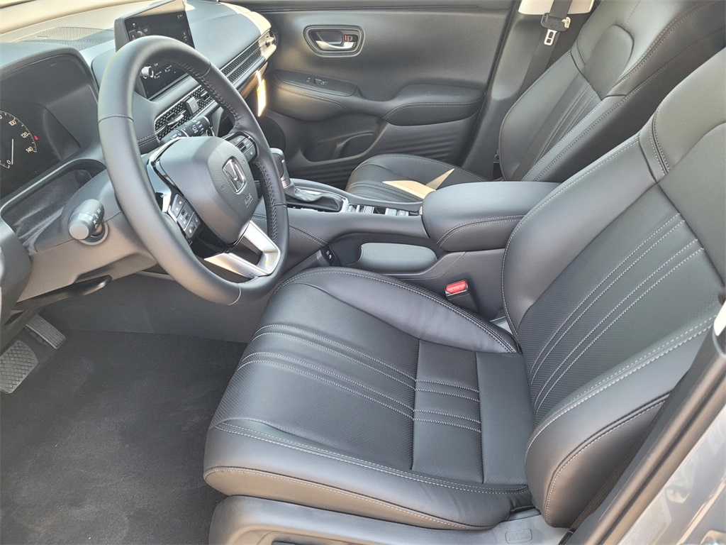 2026 Honda HR-V EX-L photo 7