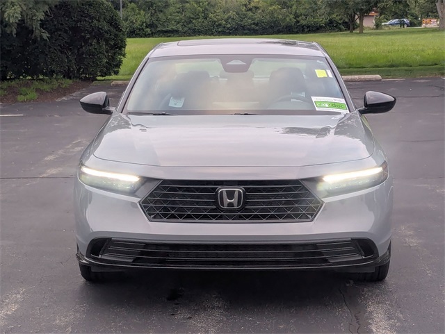 2025 Honda Accord Hybrid Sport-L photo 3