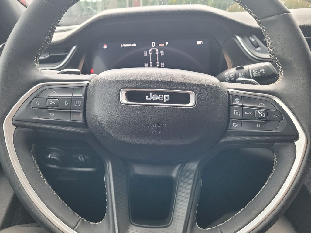 2024 Jeep Grand Cherokee Altitude photo 16