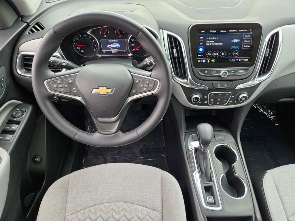2024 Chevrolet Equinox LT photo 12