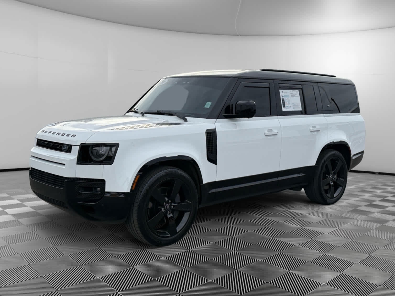 2024 Land Rover Defender X-Dynamic SE's photo
