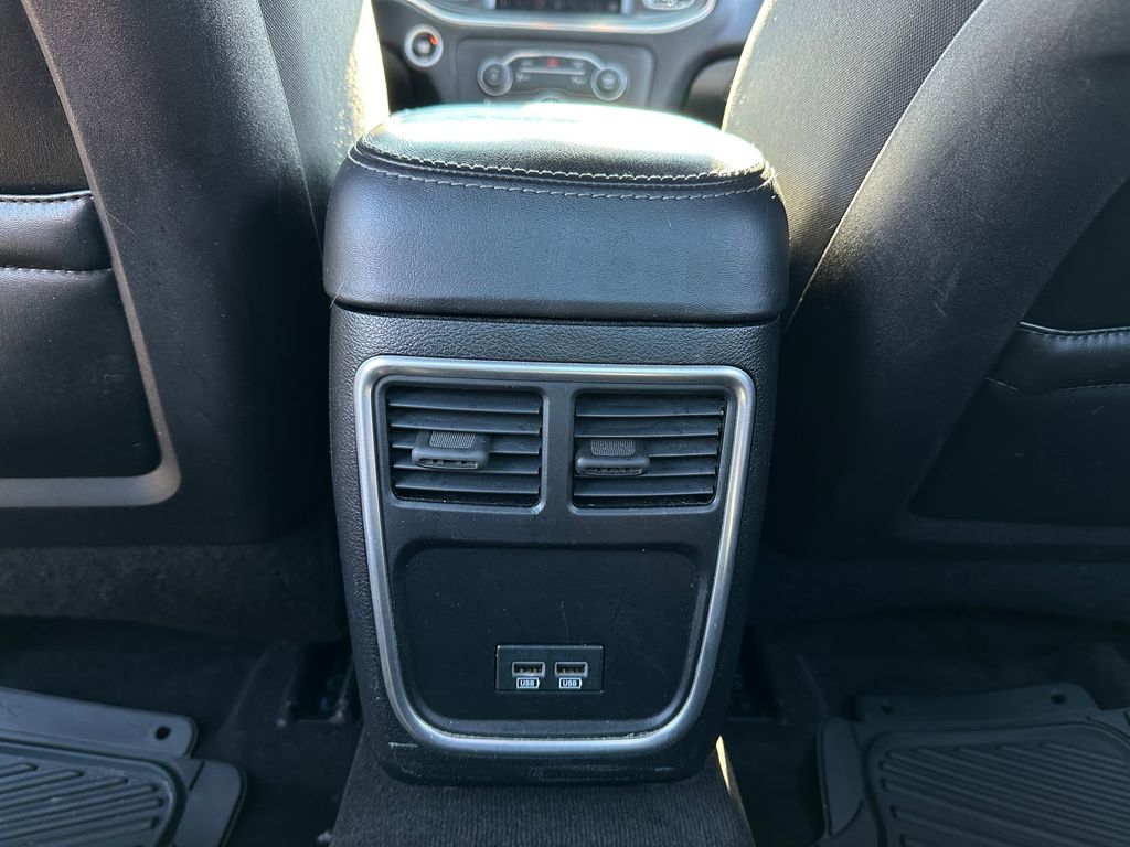 2018 Dodge Charger SXT Plus photo 27