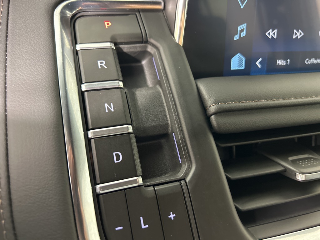 2024 Chevrolet Tahoe High Country photo 25