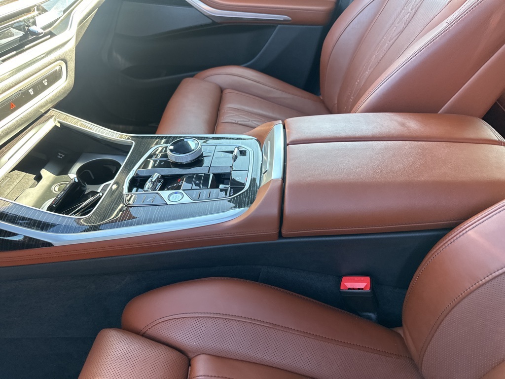 2025 Bmw X7 M60i photo 16