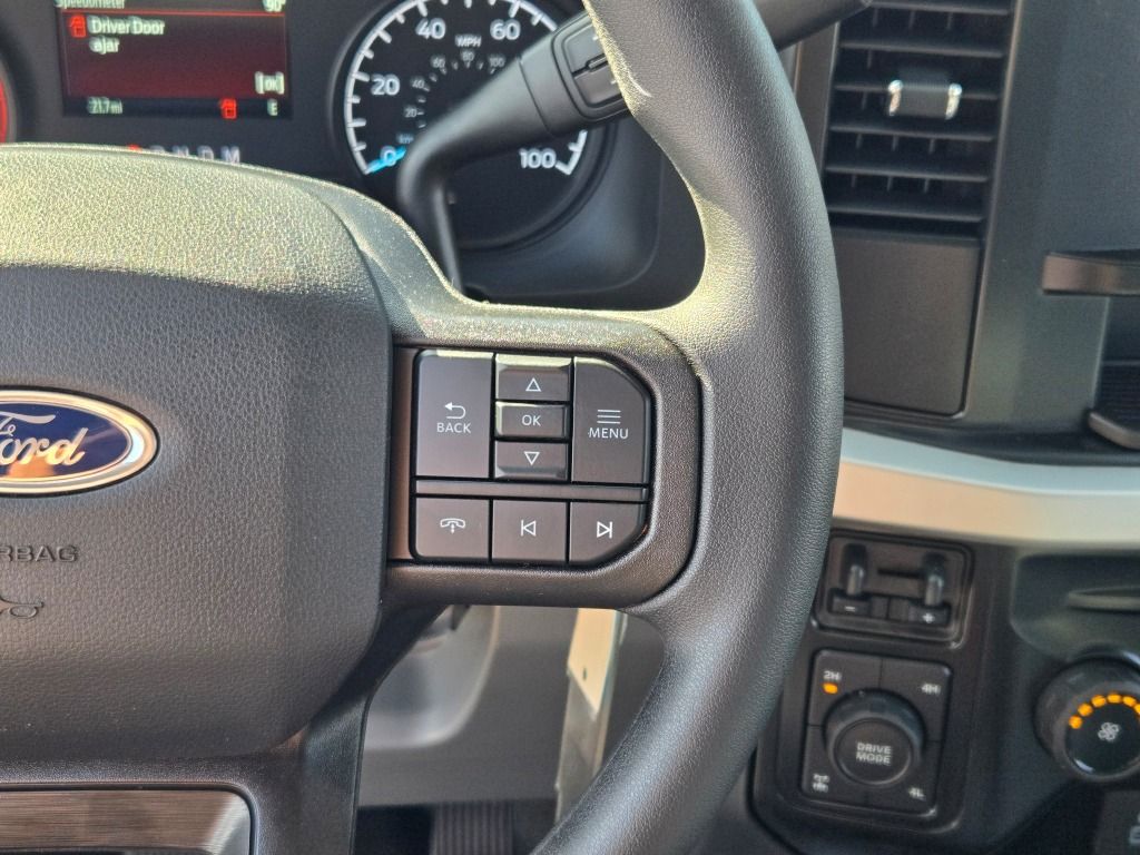 2025 Ford F-250 XL photo 28