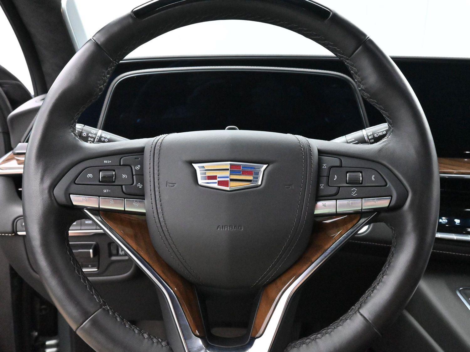2023 Cadillac Escalade ESV Sport Platinum photo 17