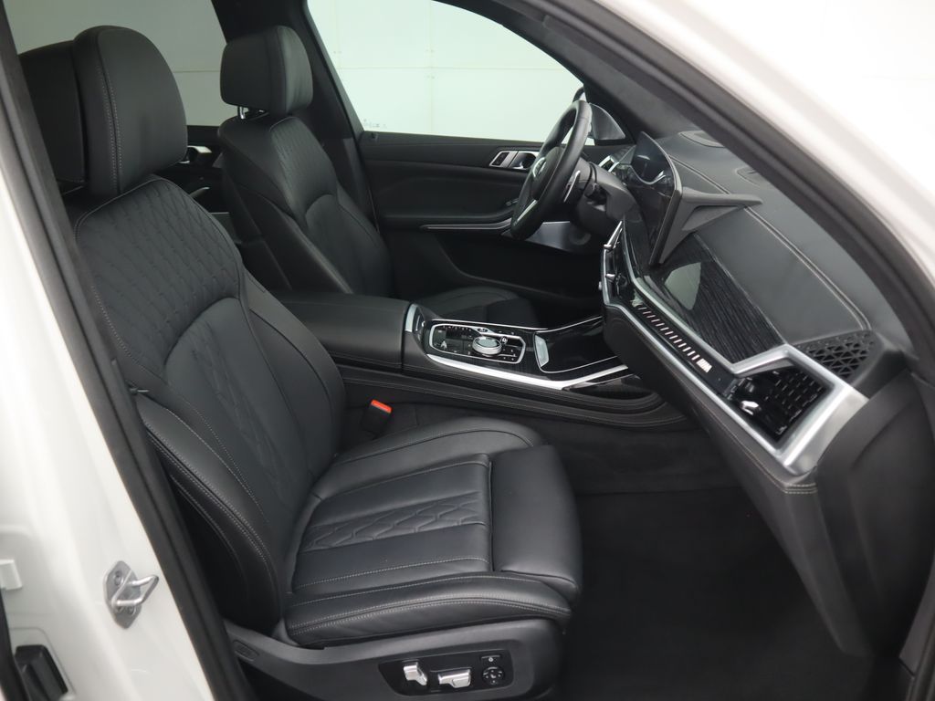 2025 Bmw X7 M60i photo 20