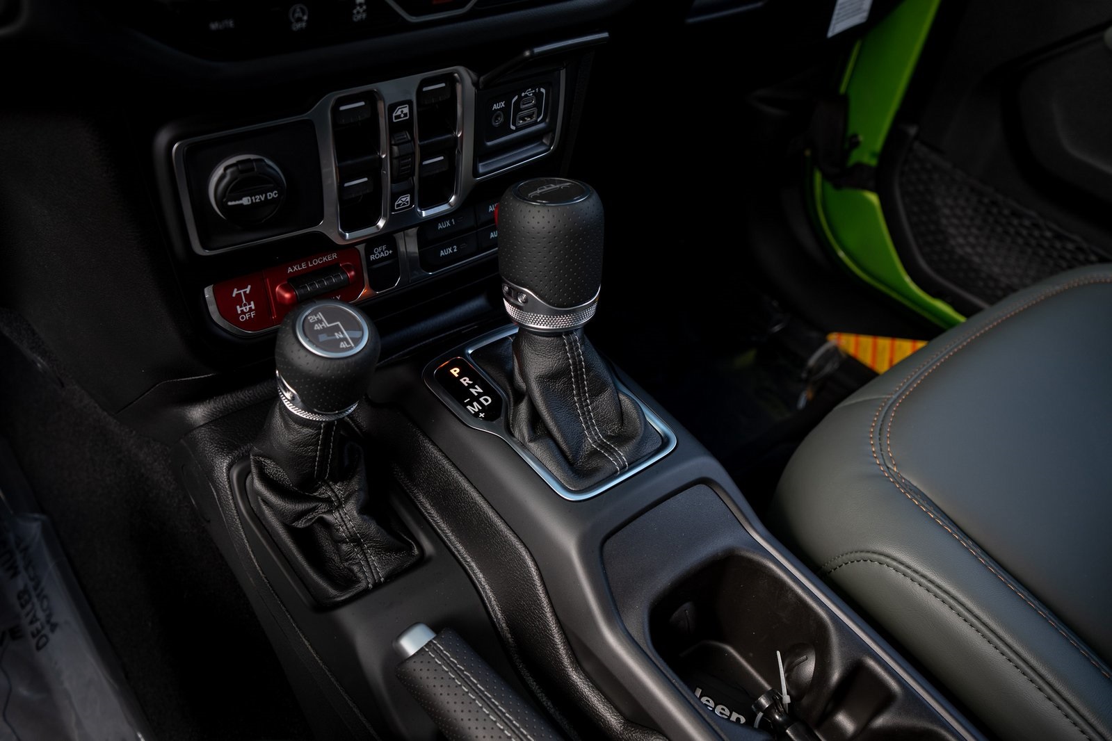2025 Jeep Gladiator Mojave photo 24