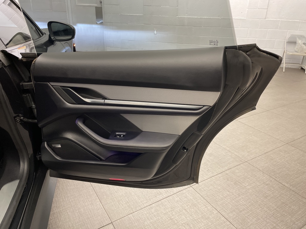 2024 Porsche Taycan 4S photo 25