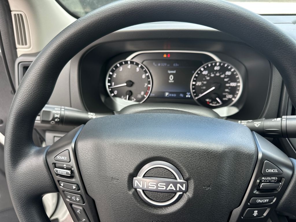 2025 Nissan Frontier S photo 16