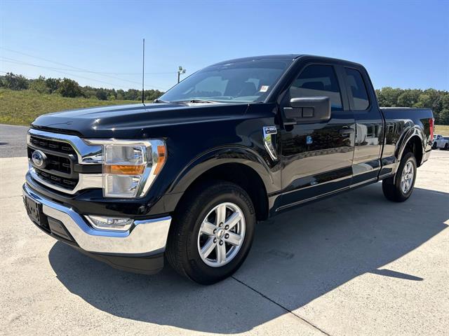2022 Ford F-150 XLT photo 8