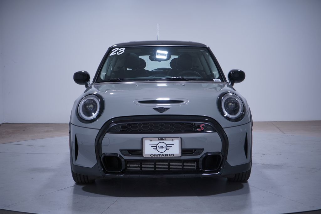 2023 Mini Cooper S Iconic photo 3