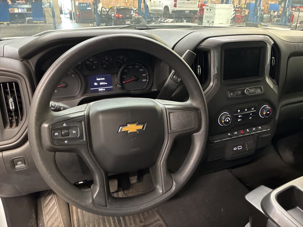 2021 Chevrolet Silverado 1500 Custom photo 5