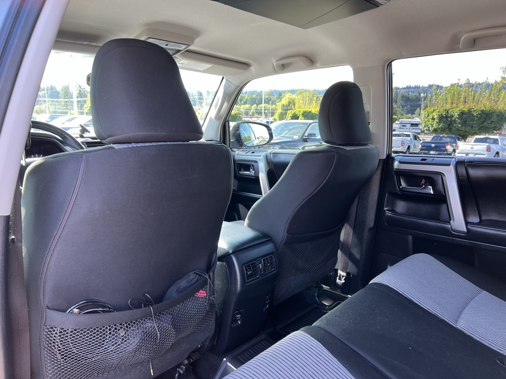 2018 Toyota 4Runner SR5 photo 27
