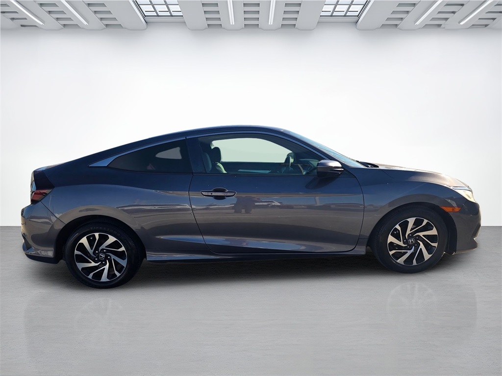 2018 Honda Civic photo 2