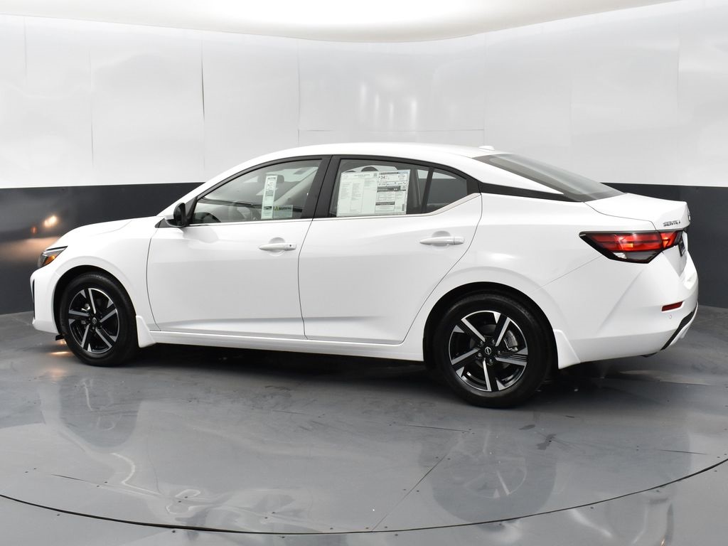 2025 Nissan Sentra SV photo 4