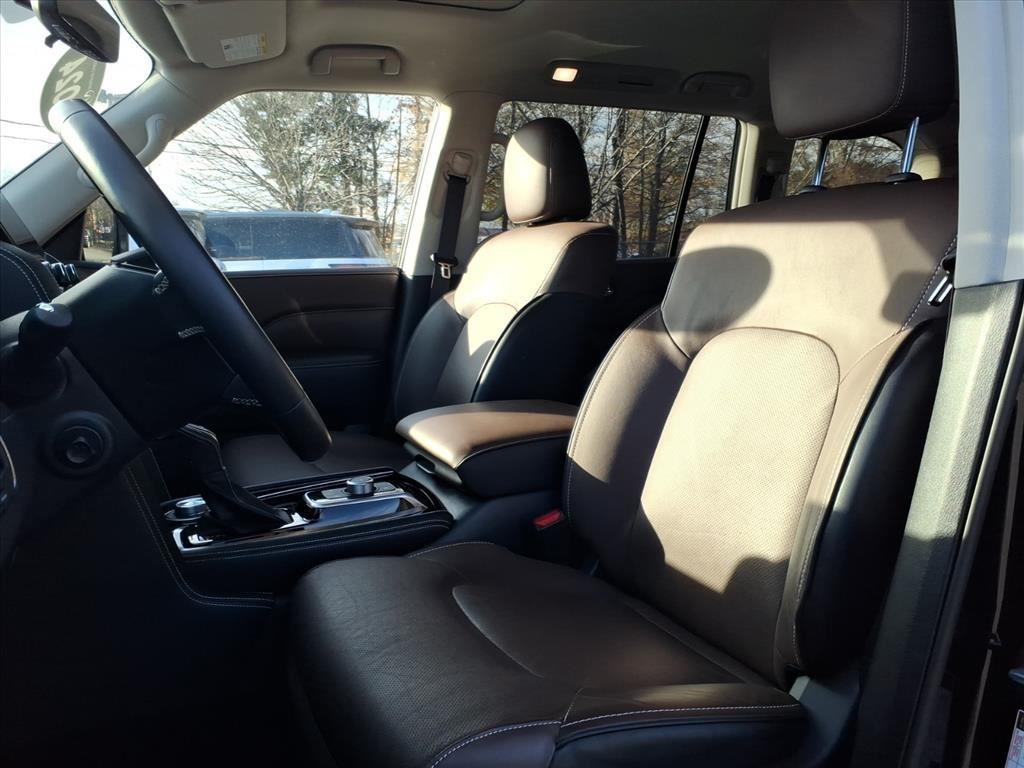 2024 Infiniti QX80 Premium Select photo 2