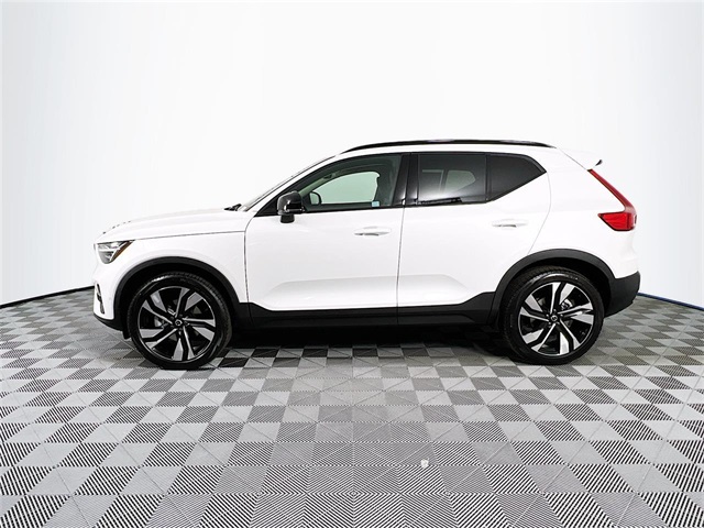 Certified Pre-Owned 2023 Volvo XC40 Ultimate. Retired