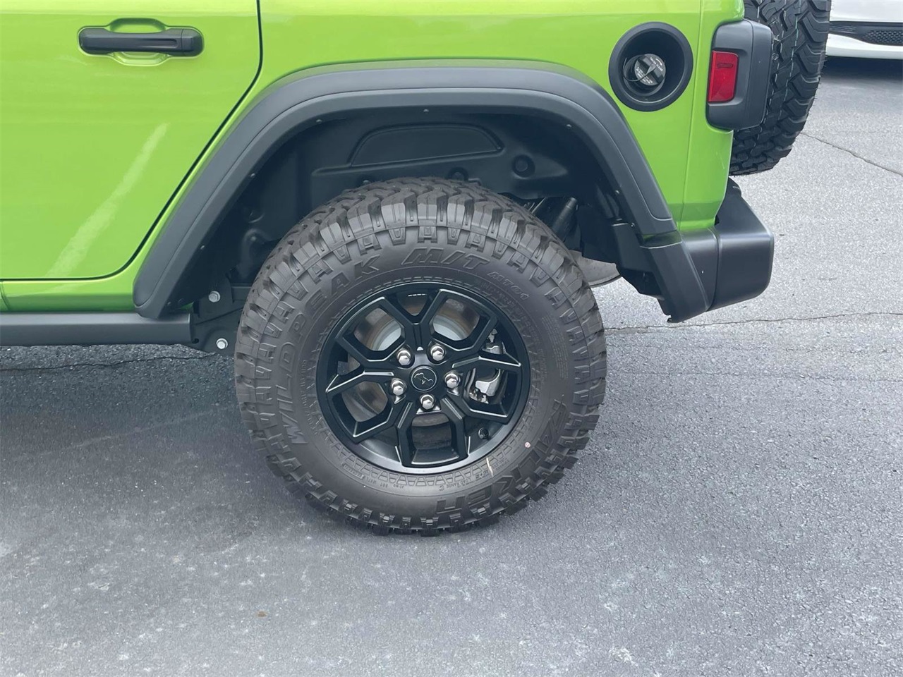 2025 Jeep Wrangler Willys photo 34