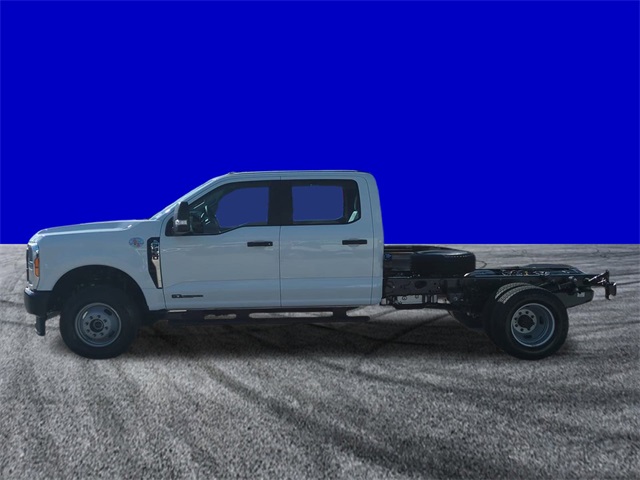 2026 Ford F-350 photo 6