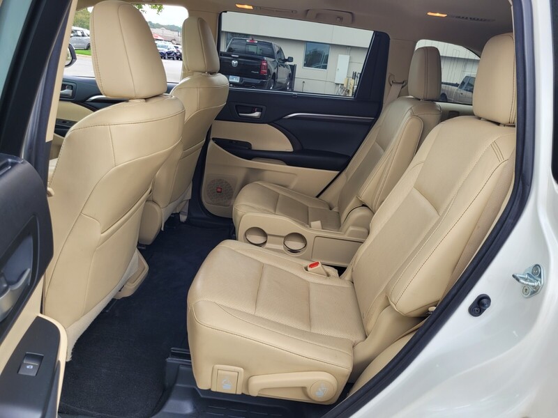 2015 Toyota Highlander Limited photo 5