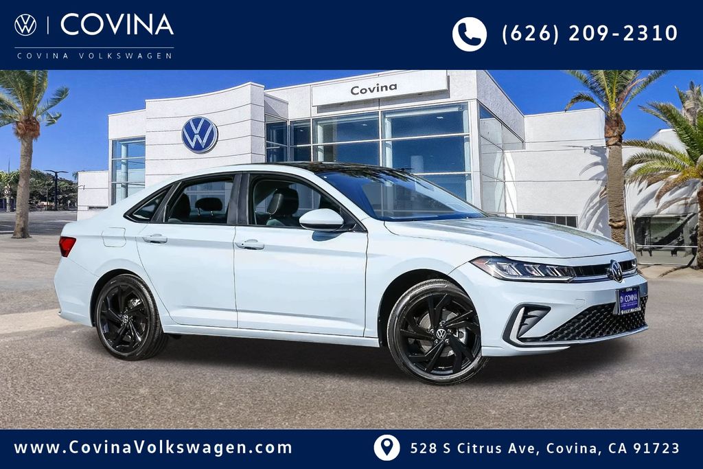 2026 Volkswagen Jetta SE's photo