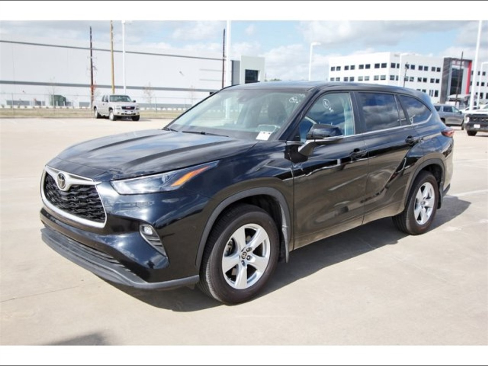 2024 Toyota Highlander LE Black at Robbins Nissan