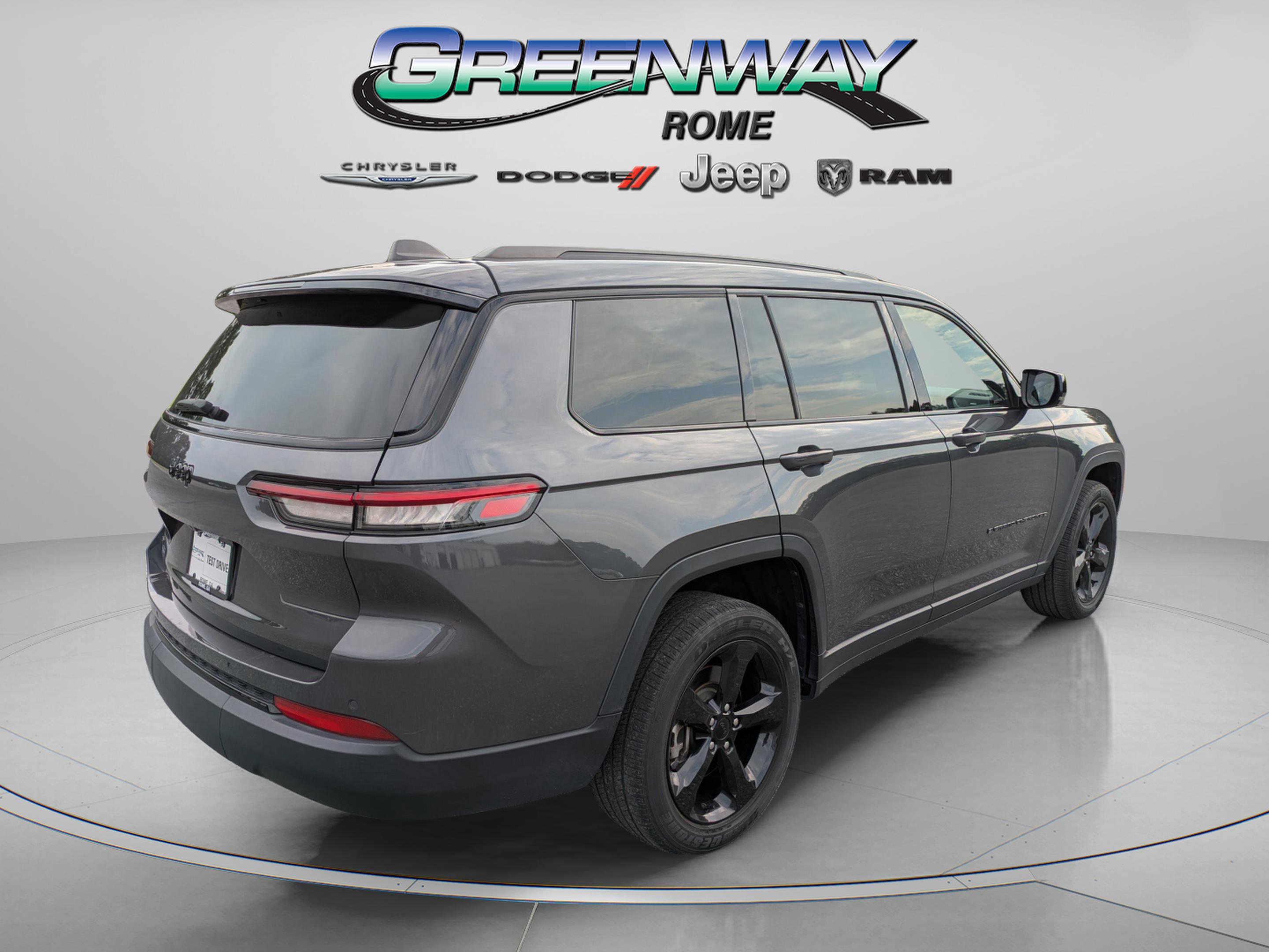 2022 Jeep Grand Cherokee Altitude photo 6