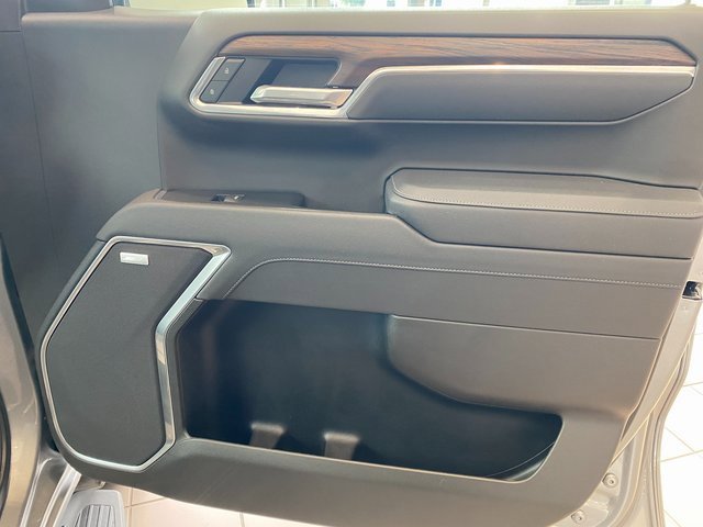 2025 Gmc Sierra 1500 SLT photo 4