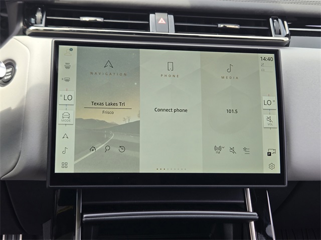2026 Land Rover Range Rover Velar SE photo 11