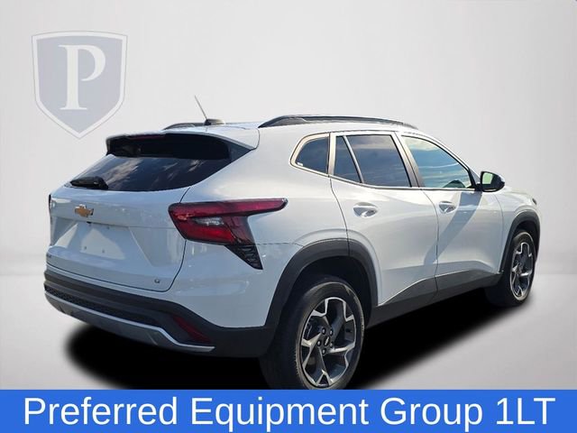 2024 Chevrolet Trax LT photo 3