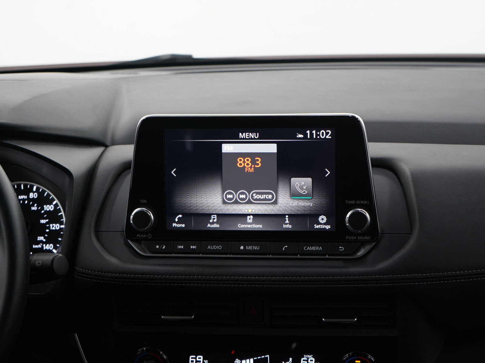 2024 Nissan Rogue SV photo 11