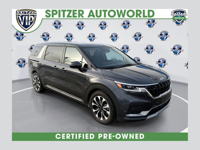 2023 Kia Carnival EX's photo