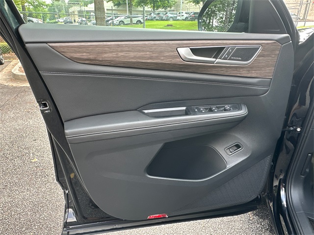 2026 Volkswagen Atlas SEL Premium R-Line photo 8