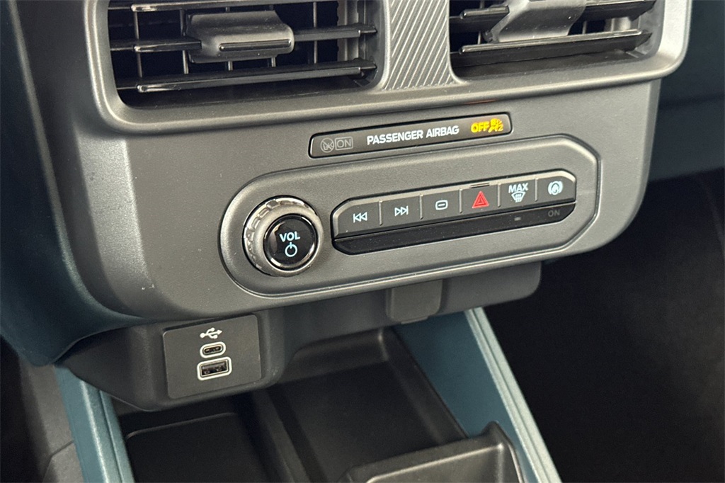 2025 Ford Maverick XL photo 19