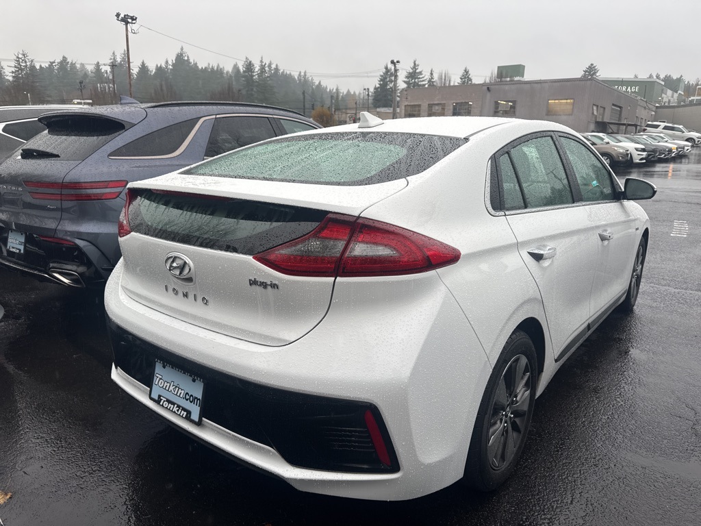 2019 Hyundai Ioniq Plug-In Hybrid photo 4