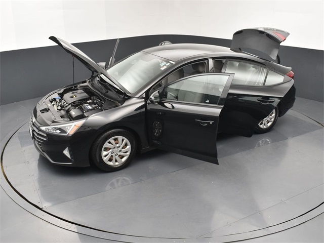 2019 Hyundai Elantra SE photo 26