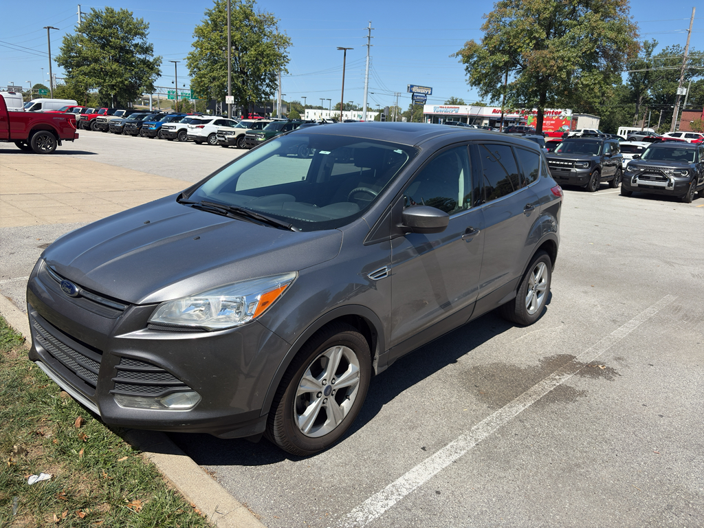 Used 2014 Ford Escape SE with VIN 1FMCU0GX0EUE22561 for sale in Louisville, KY