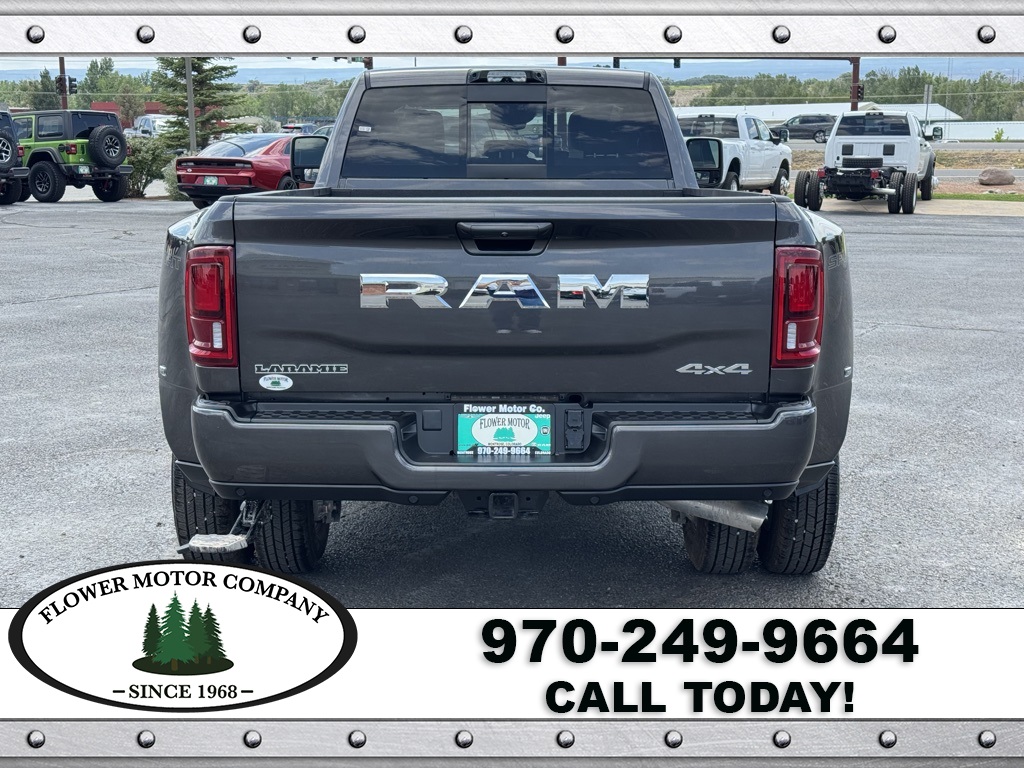 2025 Ram 3500 Laramie photo 4
