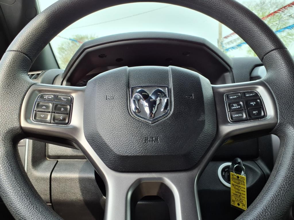 2024 Ram 1500 Classic Warlock photo 22