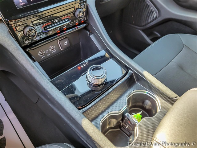 2024 JEEP GRAND CHEROKEE L - Image 23