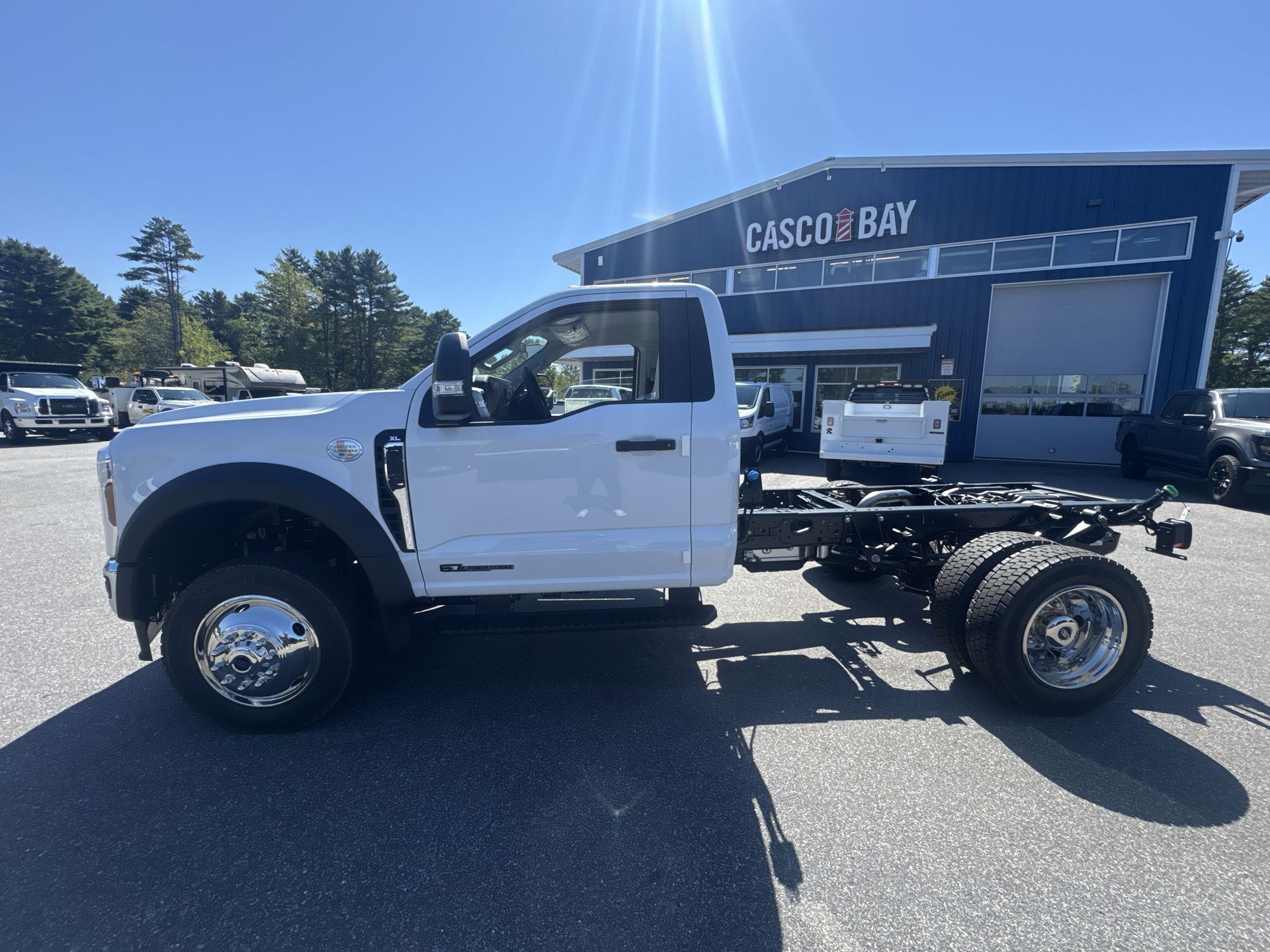 2026 Ford F-450 Super Duty Chassis Cab XL's photo