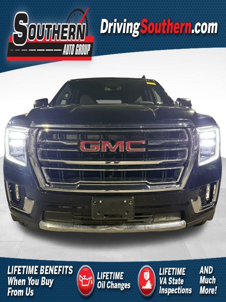 2024 GMC Yukon SLT's photo